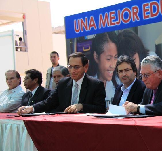 Minedu distingue como Amauta a presidente Martín Vizcarra