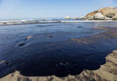 Ministro del Ambiente: “Se ha estimado que ha habido un derrame de 6 mil barriles de petróleo en el mar”
