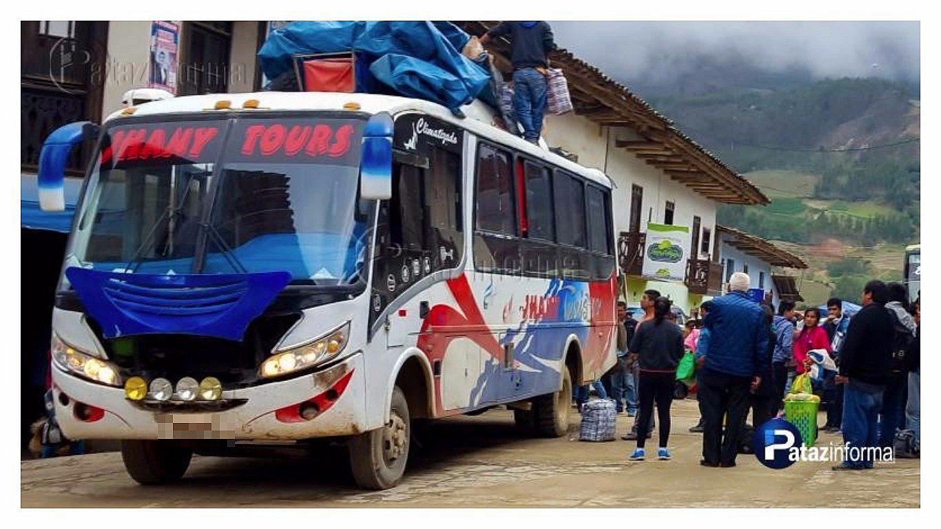 La Libertad: Hampones armados desvalijan a pasajeros de bus 