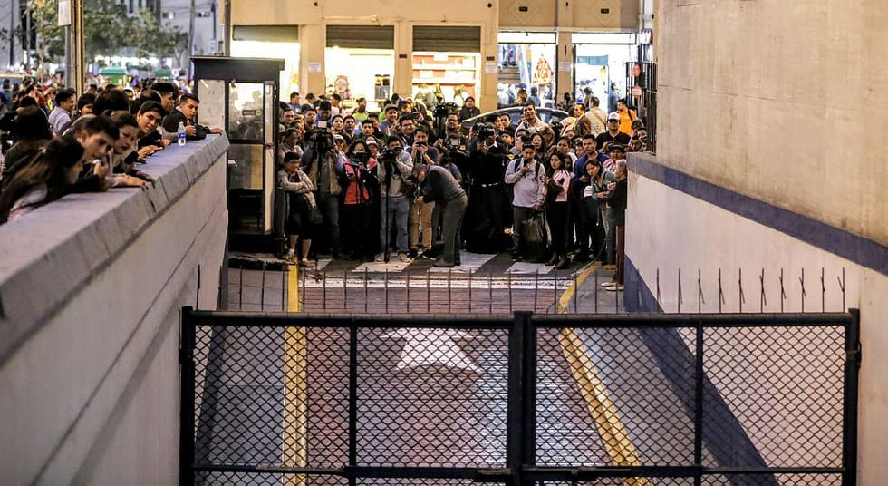 Edwin Donayre es llevado al penal Castro Castro en ambulancia (FOTOS)