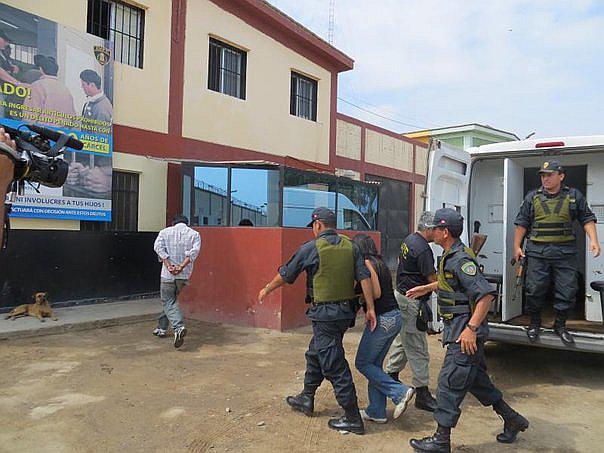 El 80% de llamadas extorsivas provienen del penal, según la Policía