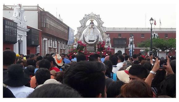 Virgen de la Puerta sale en procesión por Trujillo 