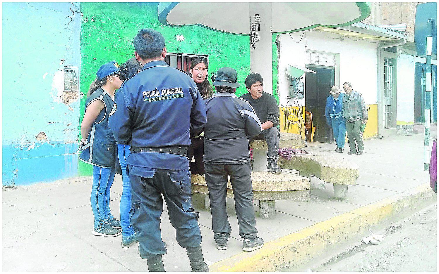 Limitan venta de licor cerca a cementerios