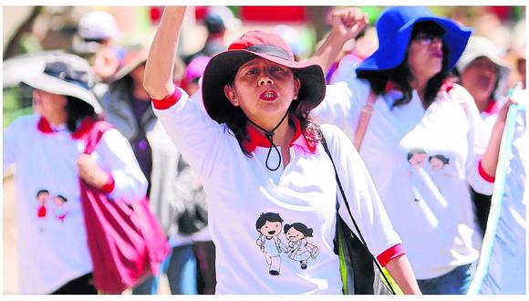 ​Amautas  que salieron de regiones hoy realizan movilización en Lima