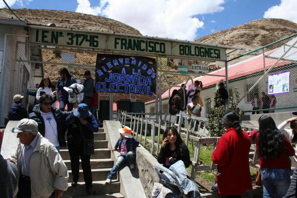 Así se realizan las elecciones en La Oroya (FOTOS)