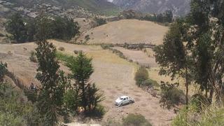 Camioneta cae a abismo y mueren 2 trabajadores del gobierno regional de Ayacucho