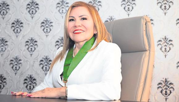 Edith Carranza Enríquez, candidata al decanato del Colegio de Abogados de La Libertad, expresó también su preocupación.