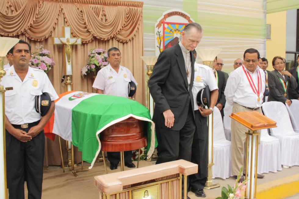 Lágrimas llenaron el Alto Piura por don Guido