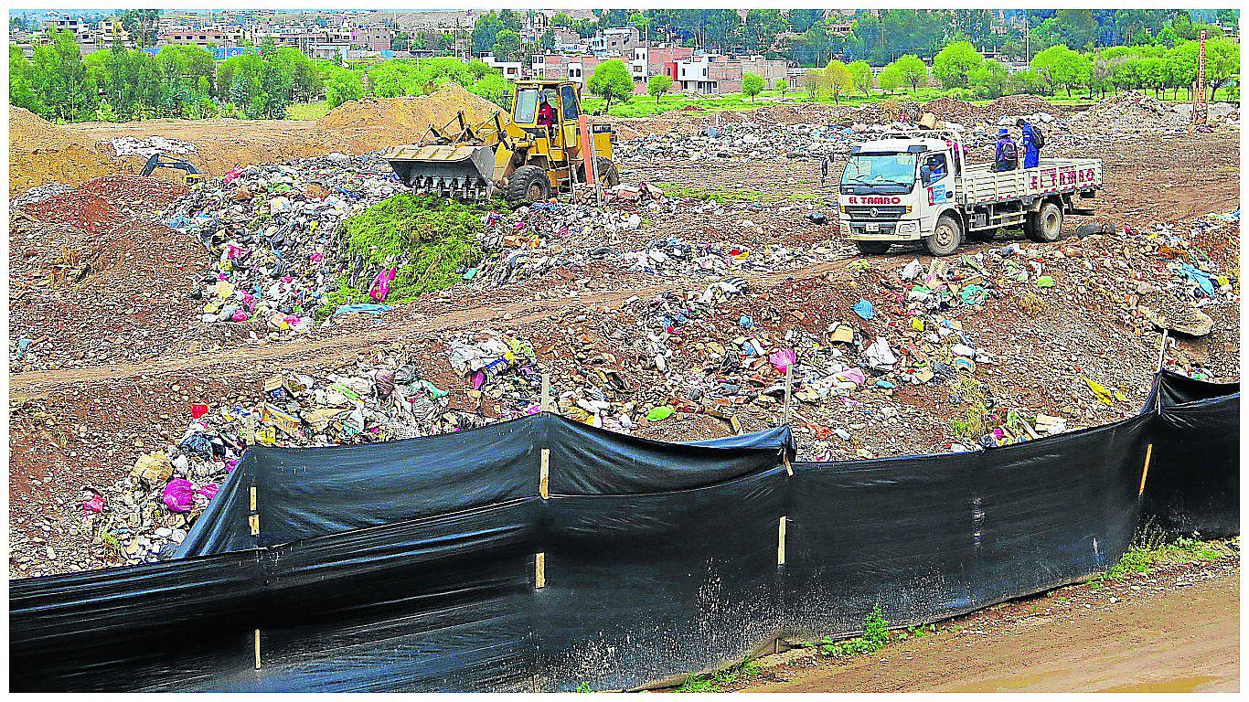 Distrito de El  Tambo  en emergencia por residuos sólidos