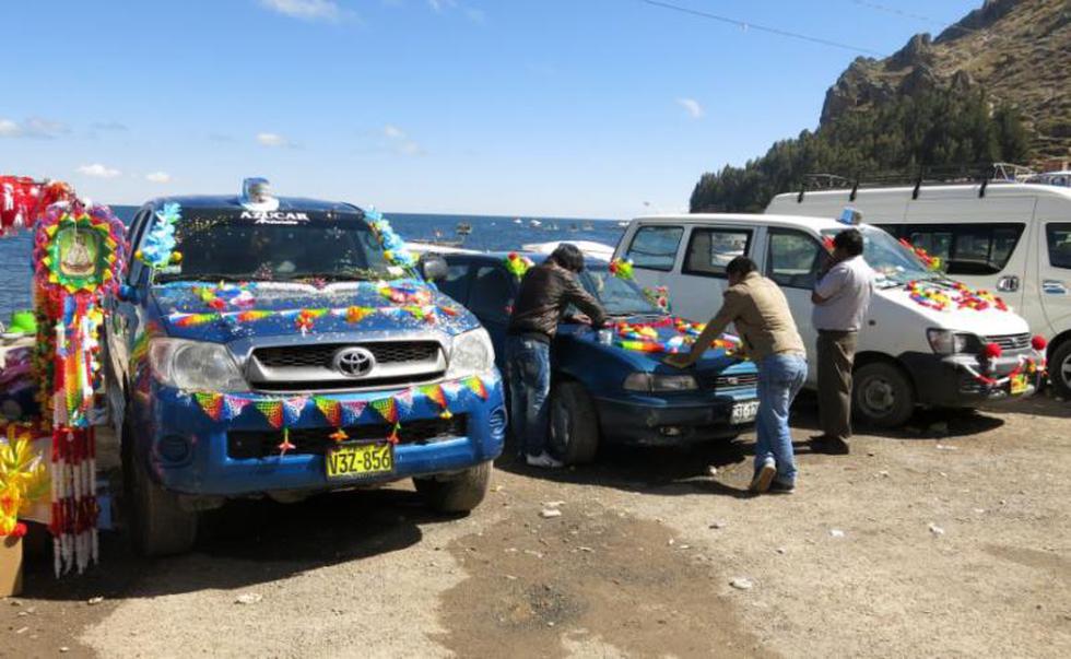 Así veneran a la Virgen de Copacabana (fotos)