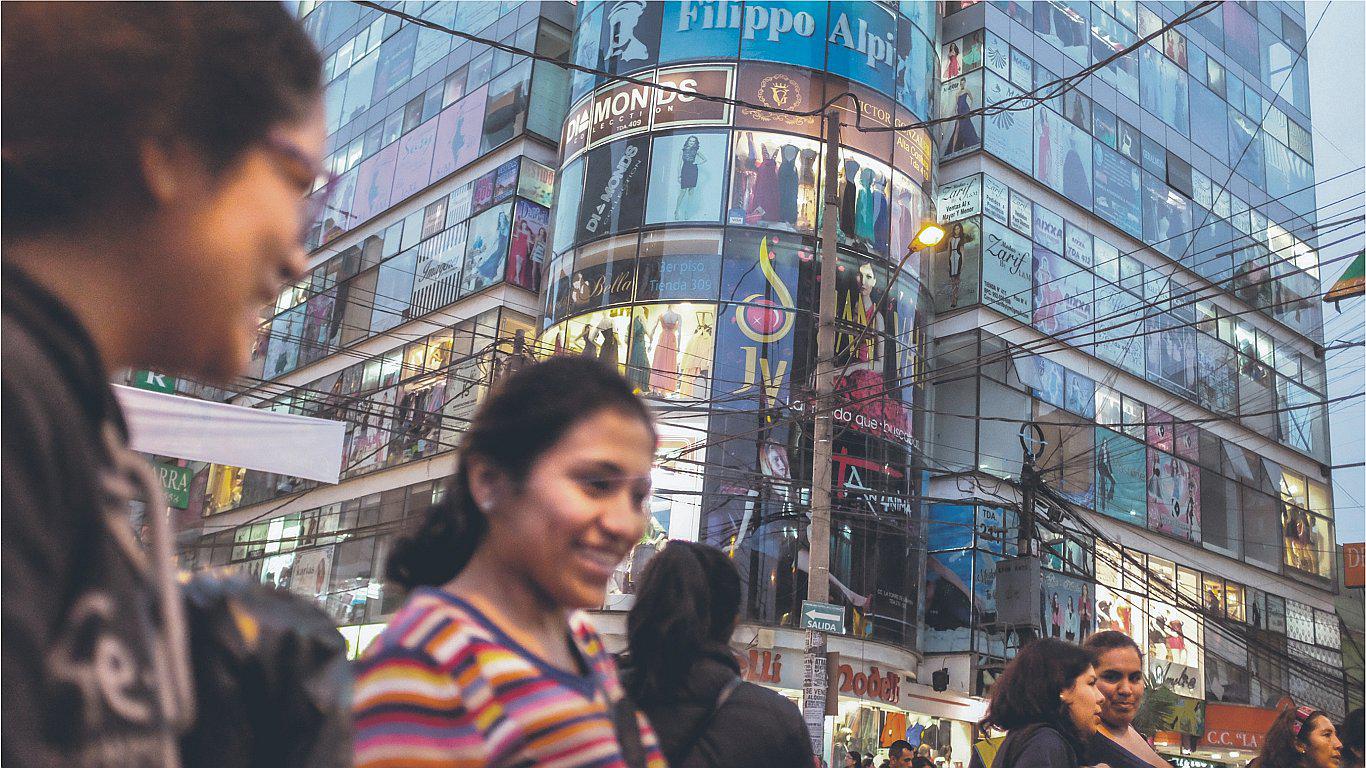 Economía peruana crece a pesar de ruido