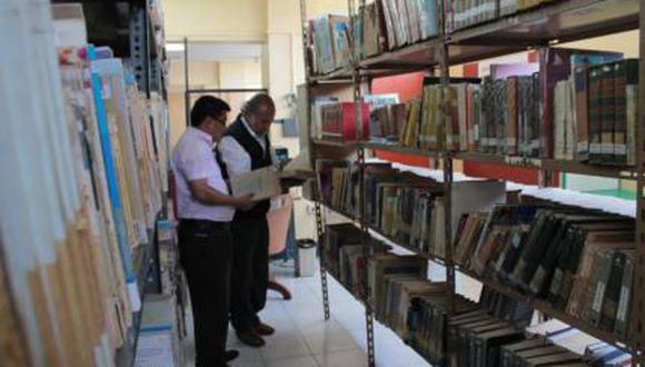 Biblioteca municipal castigada por olvido y desorden