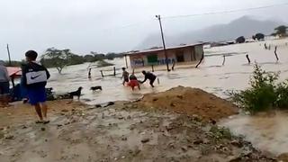 Ciclón Yaku en Lambayeque: Vecinos de Jayanca arriesgan sus vidas por salvar animales de corral (VIDEO)