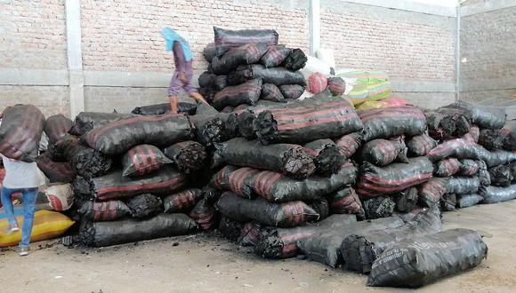 Frustran el tráfico de 28 toneladas de carbón de algarrobo ilegal