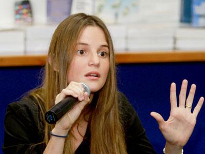 Silvia Núñez del Arco aclara a las hijas de Jaime Bayly