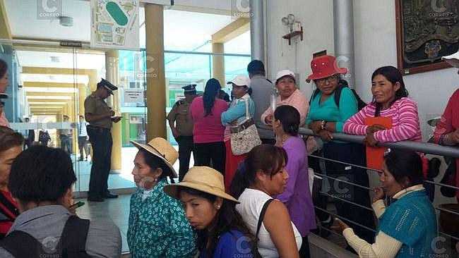 Suspenden a docente que agredió a escolar en colegio de Arequipa