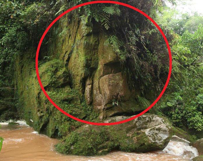 Madre de Dios: Redescubren rostro sagrado harakmbut tallado en roca (VIDEO)