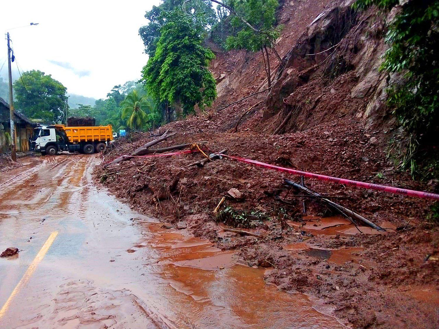 Provincias y distritos de Selva Central son castigados por lluvias y huaicos