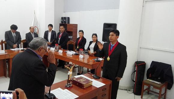 En medio de polémica por el voto dirimente eligen a Rubén Loayza como presidente del Consejo Regional de Ayacucho