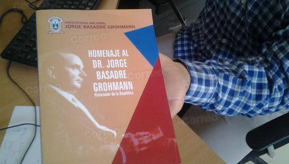 Distribuyen folletos en homenaje a Jorge Basadre Grohmann