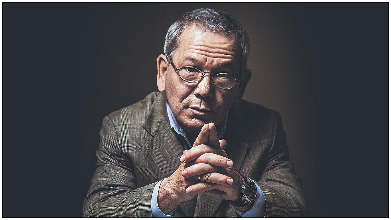 Carlos Adrianzén: "Necesitamos grandes inversiones, no pequeñitas"