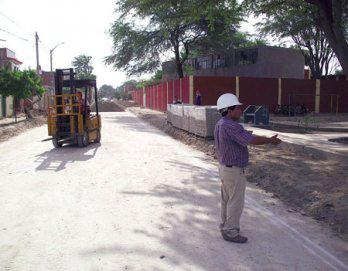 Afirmado de La Alborada con fallas