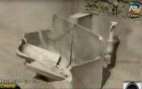 Niño muere tras caerle lavadero de concreto