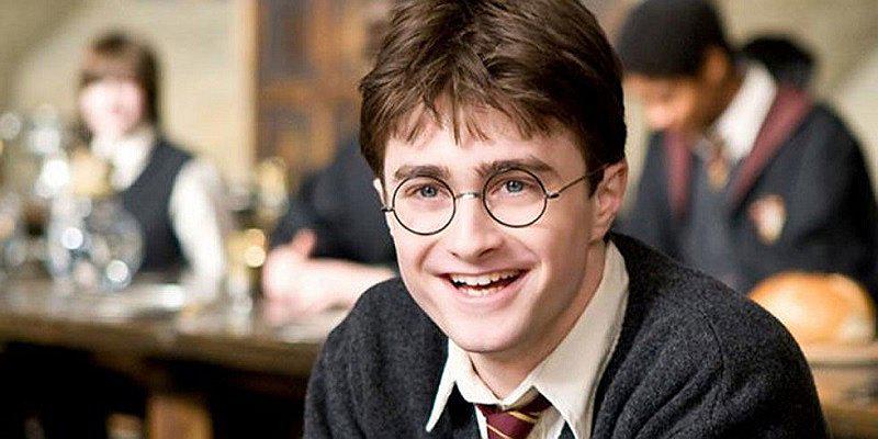 Descubren al doble de Harry Potter y fans afirman que es más guapo que el original [FOTO]