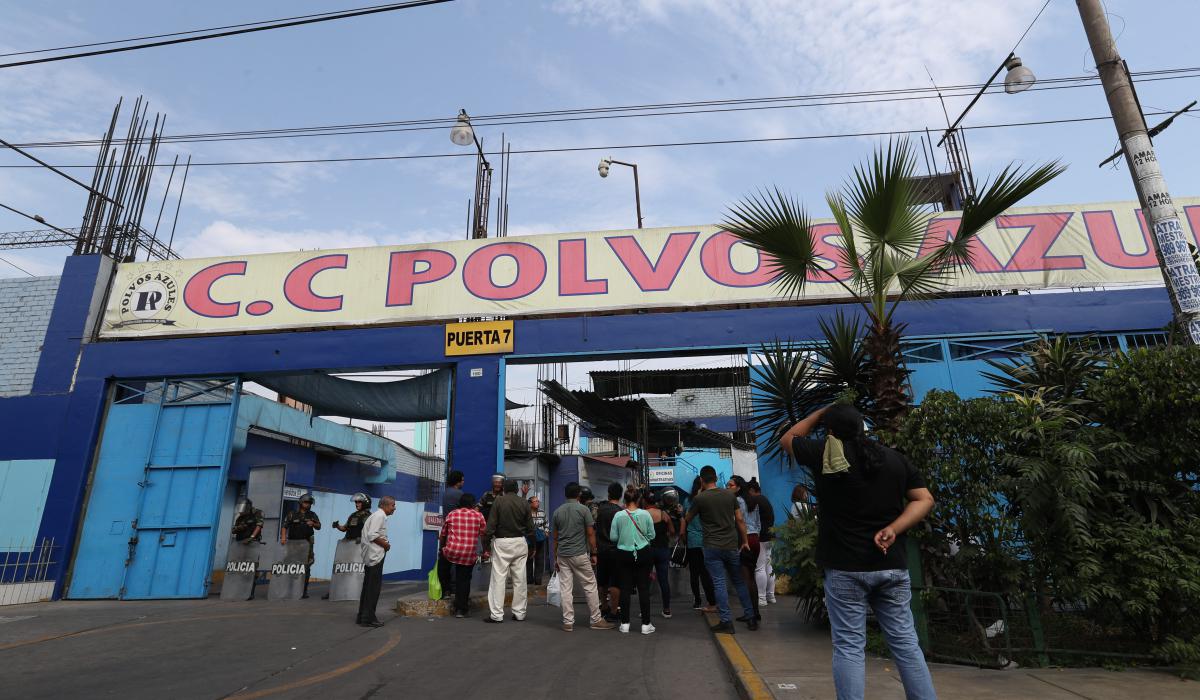 El agredido fue trasladado de emergencia al Hospital Dos de Mayo. (Foto: GEC)