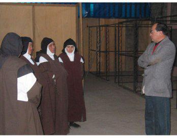 Hermanas
 Carmelitas fundan comunidad