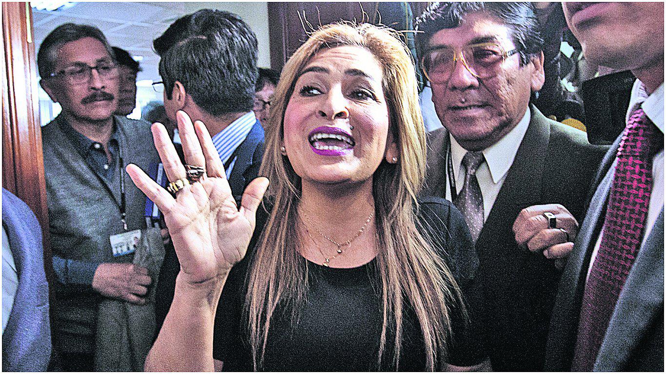 Maritza García tras renuncia: “Pago por un error político”