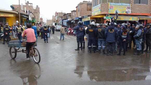 Informales siguen tomando las calles del cercado de Chincha