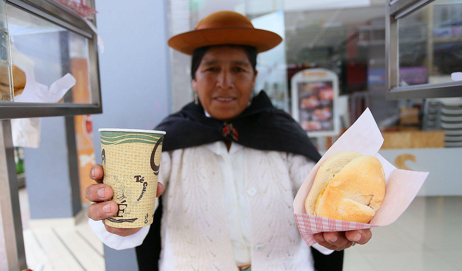​Emolienteras de Huancayo, ahora usarán vasos biodegradables 