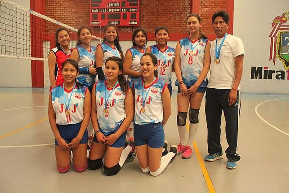 Internacional se consagra campeón de vóley en Miraflores (FOTOS)