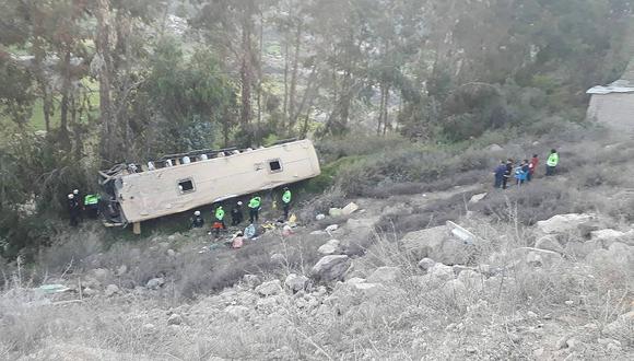 Arequipa: Dan a conocer la lista de personas fallecidas y heridas tras la caída del bus