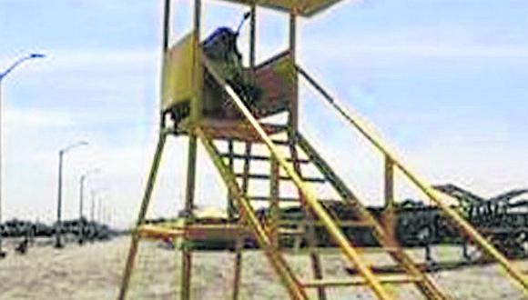 Instalan dos torres de control en Pisco Playa