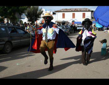 Chacra Negros danzan en Acolla