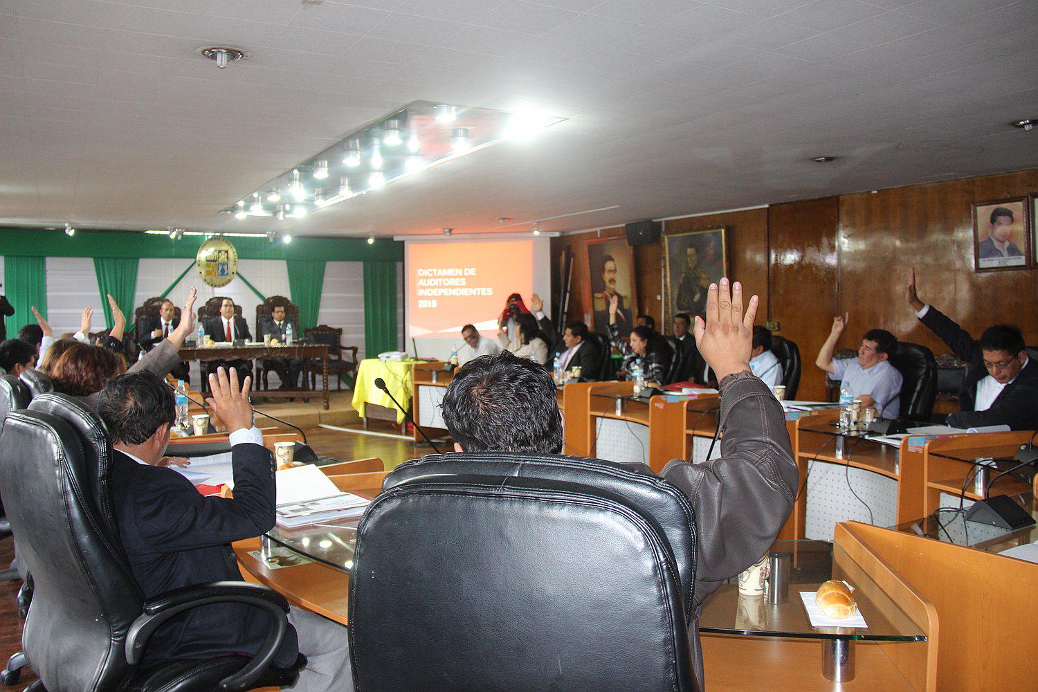 Huancayo y Cochabamba firman convenio  en materia energética