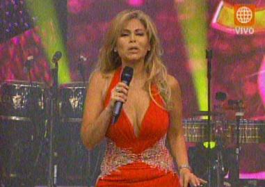 Video: Gisela Valcárcel enseñó sexy escote en regreso de El Gran Show