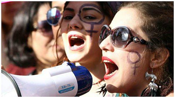 Las causas del movimiento feminista son democráticas y de revolución cultural