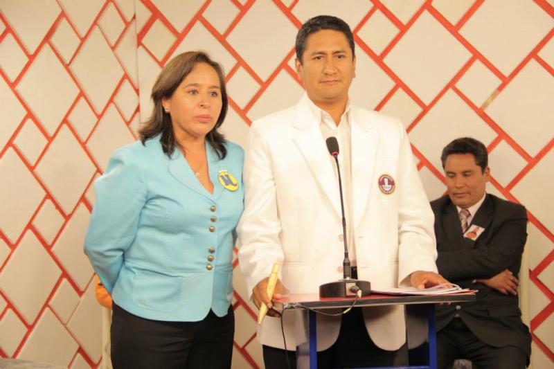 Nidia Vilchez y Vladimir Cerrón se enfrentaron en debate 