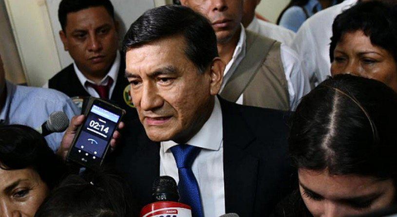 Ministro Carlos Morán pidió a los policías que no teman usar sus armas 