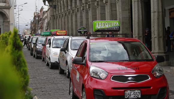 Empresa de taxi promociona viajes sin ningún costo en Arequipa