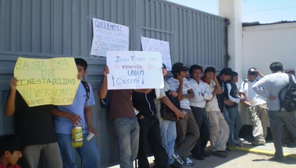 Universitarios de la Unam continúan con protesta