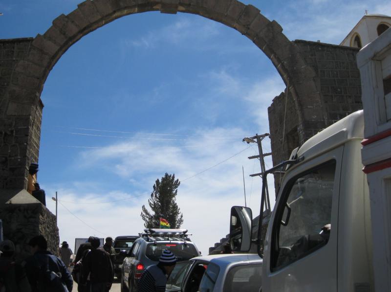 Ya se inició en la frontera peregrinación a Copacabana