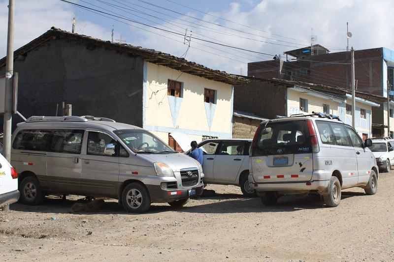 Transporte informal crece en Huancavelica