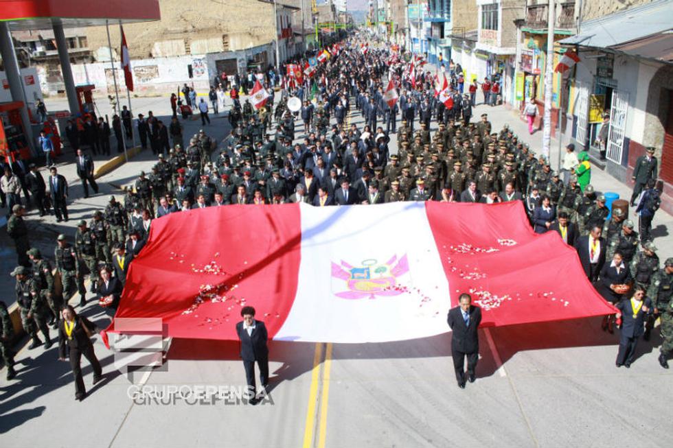 Huancayo: Con desfile conmemoran aniversario