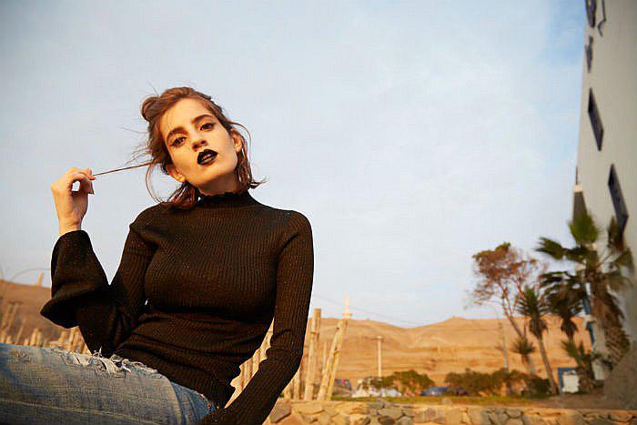 Facebook: Alejandro Sanz promueve sencillo de cantante peruana (VIDEO)