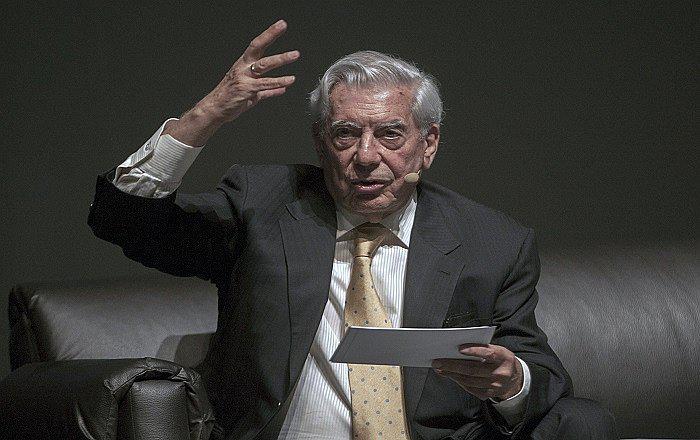 Mario ​Vargas Llosa afirma que "es un momento grave para Perú" 