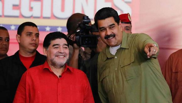 Maradona jugará un partido de fútbol con Maduro este martes en Venezuela
